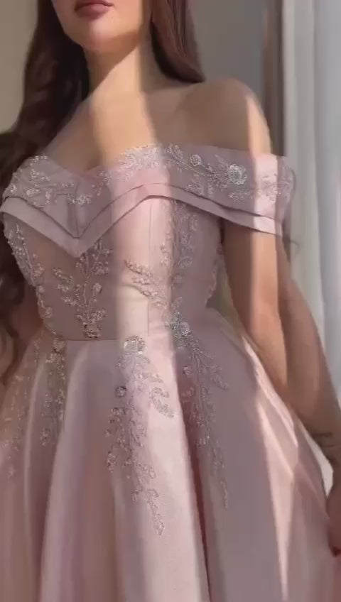 فستان 👗 سهره فخم كل المقاسات موجوده